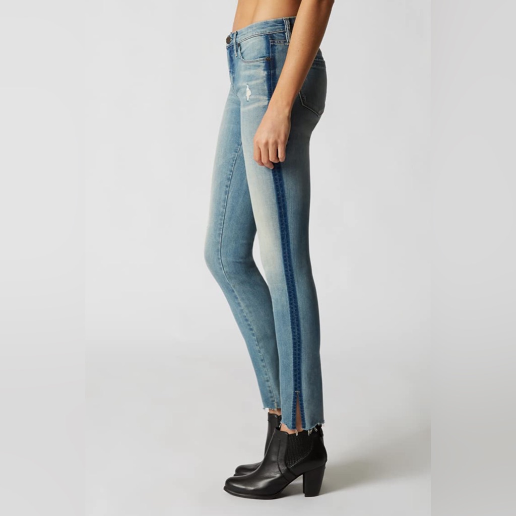 Blanknyc Skinny Light Blue Distressed Jeans, Dark Wash Side Stripe, Size 28